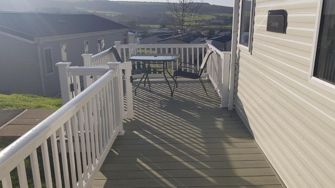 Classy Caravan With Ample Space Bembridge Extérieur photo
