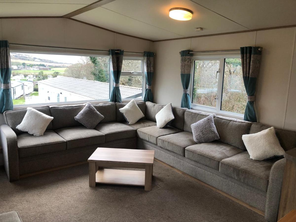 Classy Caravan With Ample Space Bembridge Extérieur photo