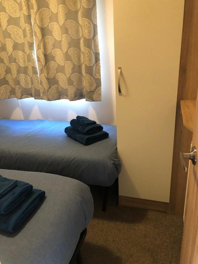 Classy Caravan With Ample Space Bembridge Extérieur photo